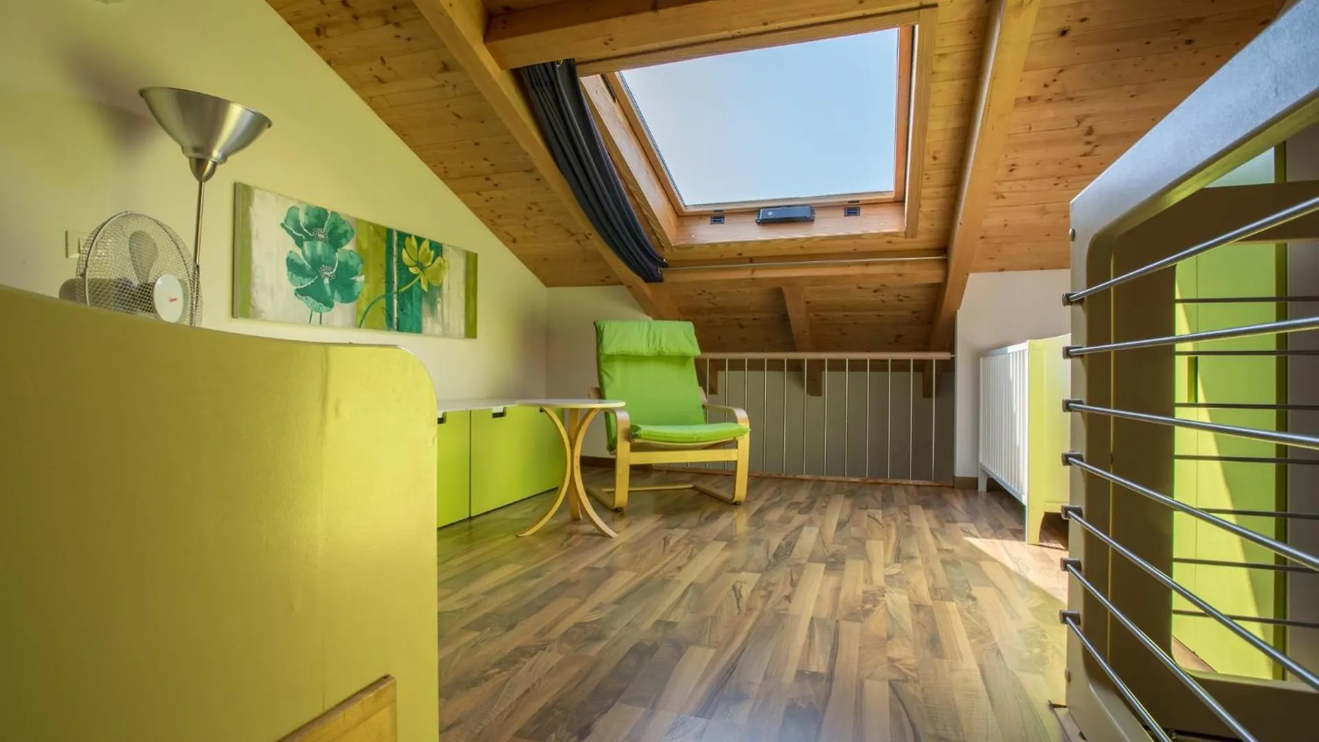 Blue Villa With Shared Pool And Private Garden Near Salo Roe