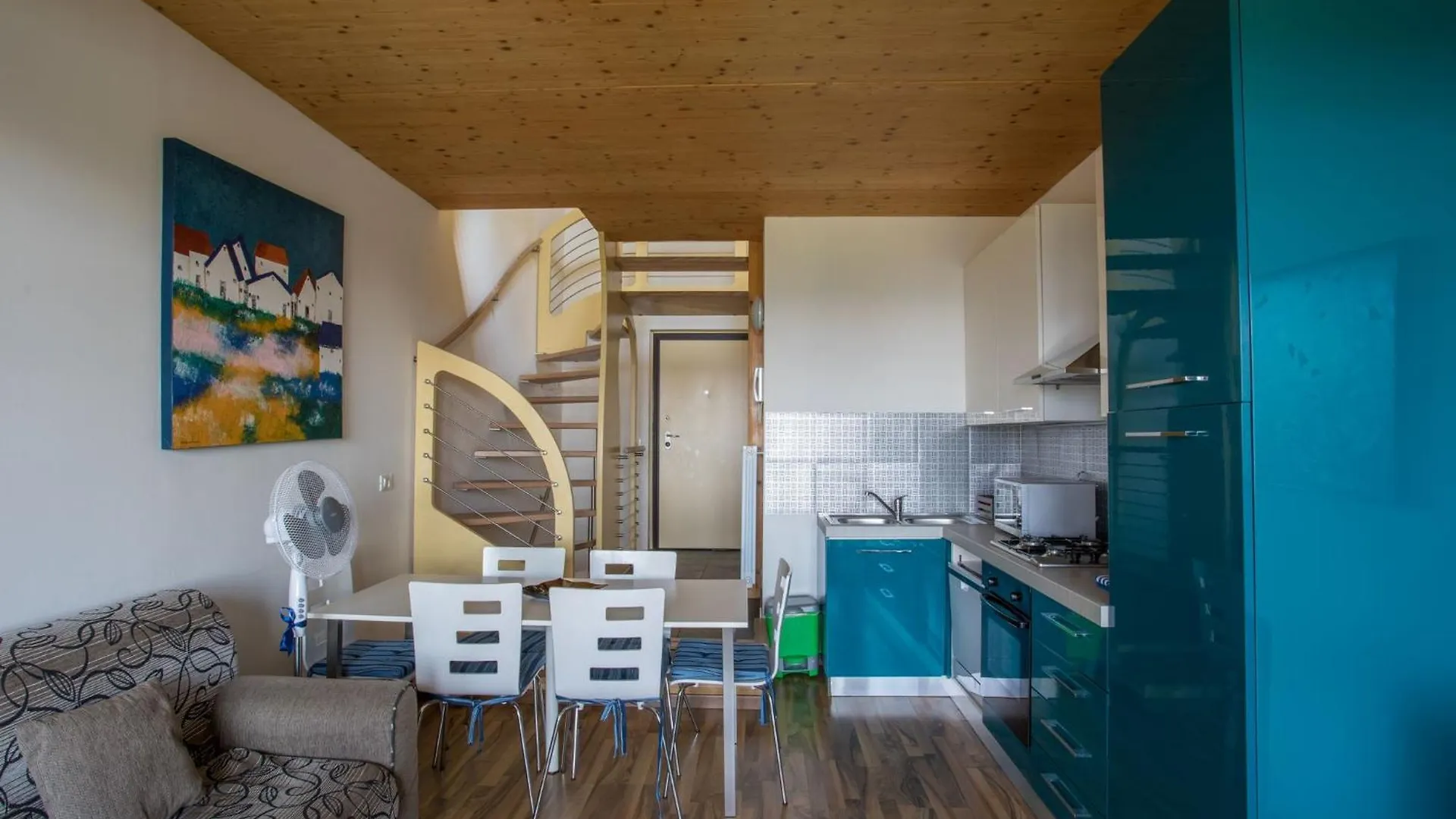 Blue Villa With Shared Pool And Private Garden Near Salo Roe